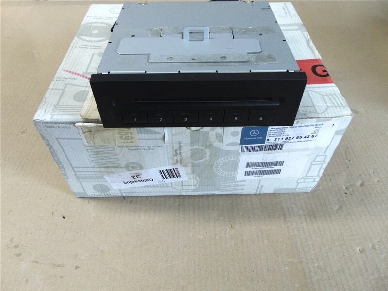Brand New Cd-Changer In Glove Compartment Mercedes W169/R171/W211 - A2118275542 - Image 1 of 1