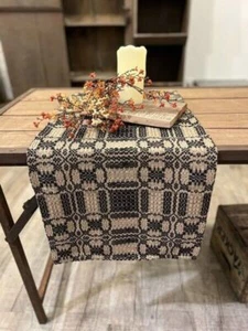 Primitive Farmhouse Cambridge Black Tan Short Table Runner 32" - Picture 1 of 1