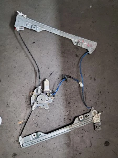 Nissan Altima S 2002-2006, pasajero FR regulador de ventana eléctrico, PN:807208J000 Foto 1 de 4