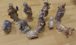 Sweet Little Ceramic Nativity Set 10 Pcs Blue/White/gray Glaze - Picture 1 of 5