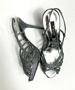 Nina Damen Fonda Metallic Glitzer Riemchen Stilettos in Zinn/Silber - Größe 9,5 - Bild 1 von 10