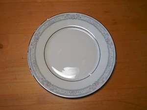 Lenox USA Cosmopolitan CHARLESTON Salad Plate 8 1/4" 1 ea    15 available - Picture 1 of 7