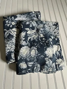 Waverley Ballad Bouquet Blue and White Floral 2 Pillow Shams Standard Lovely! - Picture 1 of 7