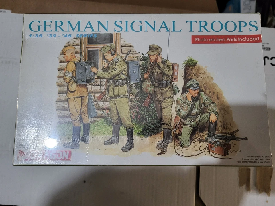 1/35 DRAGON GERMAN SIGNAL TROOPS CON FOTOINCISIONI - Immagine 1 di 1