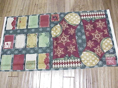 Christmas at Home长袜和标签棉质织物面板24 x 44 — 第 1/2 张图片