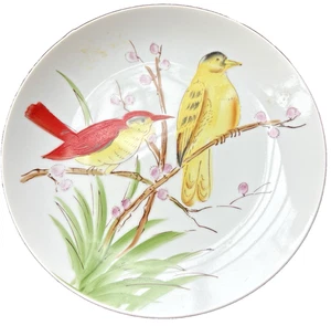 Vtg Hand Painted Collector Bird Plate Yellow & Red Birds Mounting Holes On Back - Picture 1 of 2