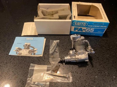 Motor y silenciador modelo avión R/C SAITO FA-65 HEMI-HEAD 4 tiempos Foto 1 de 4