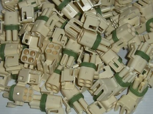 49) Conectores terminales de cable hembra sellados de 4 vías Delphi Weather Pack 12010503 - Imagen 1 de 5