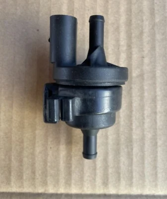 Electroválvula de control de purga evap Audi TT Mk1 Quattro 2000-2006 OEM - 0280142353 Foto 1 de 4