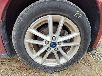 Ford Focus 2016 rueda de aleación 16x7 10 radios pintada plateada - usada, grado C Foto 1 de 4
