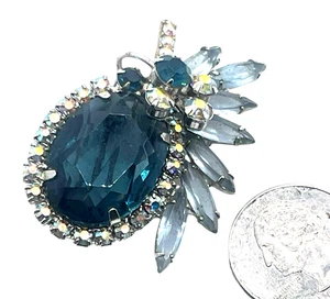 Juliana DeLizza & Elster, blauer Mittelstein, hellblaue Navettes & AB Brosche - Bild 1 von 3