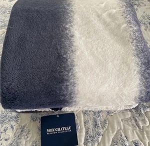 Mon Chateau Thick Luxe Faux Fur Throw Blanket, Reversible, Cozy Weight 60” x 70” - Picture 1 of 6