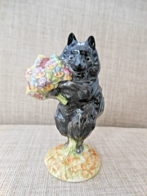 Beswick Vintage Beatrix Potter Figurine - Duchess with Flowers  Gold Backstamp - Image 1 of 4