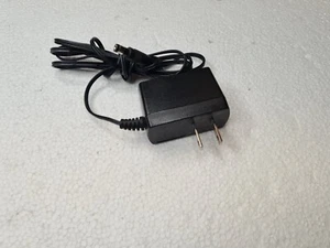 Shenzhen Gongjin Electronics S06A12-120A050-P4 Switching Adapter 12V 0.5A - Picture 1 of 4