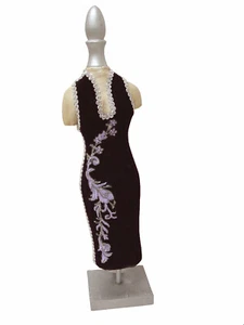 (27219) FIGURA MANIQUI MADERA COLGADOR PARA COLGAR JOYAS VESTIDO VIOLETA - Imagen 1 de 1