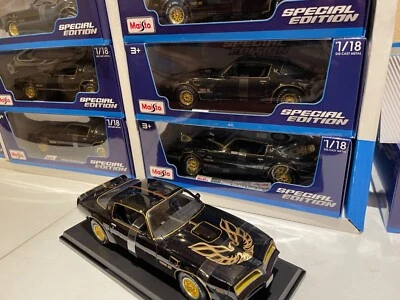 1/18 Maisto Pontiac Firebird Trans Am Black with Gold trim Smokey and The Bandit - Image 1 of 4