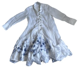 Robe chemise blanche style romantique structuré Marithé et François Girbaud - Imagen 1 de 14