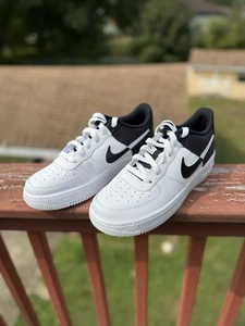 Nike Nike Air Force 1 LV8 (GS) "Spurs" CK0502-100 Juvenil Talla 7Y/Mujer Talla 8.5 - Imagen 1 de 9