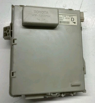 2006-2011 LEXUS GS350 GS450h GS460 Trunk Fuse Box Relay Junction 82670-30230 OEM - Image 1 of 3