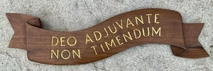 Hand Made Carved Wood Sign Latin Bible Passage “With God’s Help Nothing To Fear” - Bild 1 von 12