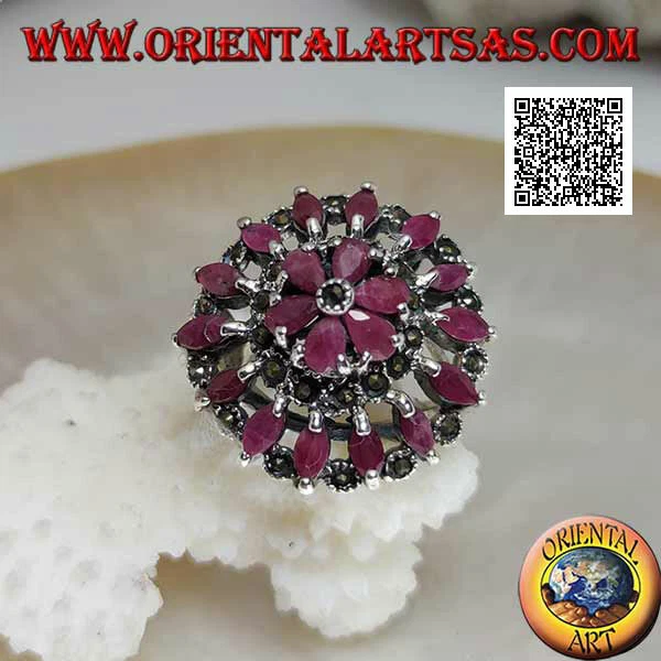 Anello in Argento 925‰ grande rosone con rubini naturali a navetta e marcassite  - Immagine 1 di 1