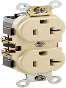 CR020 20-Amp, 125 Volt, Slim Body Duplex Buchse, gerade Klinge, Co - Bild 1 von 12