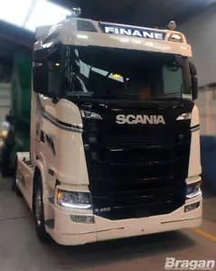 Nameboards LED per cabina normale nuova generazione Scania R S 17 + testata segno anteriore - Foto 1 di 2