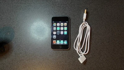Apple iPod Touch 2nd Generation Black 8GB (Model: MC086BT) - Image 1 of 4