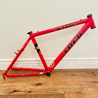 Trek 8300 SL Superlight Aluminum Mountain Bike Frame Red 18" - Image 1 of 4