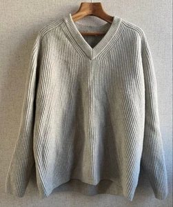 UNIQLO U Premium Lamb Rib V-Neck Sweater L Natural Wool Long Sleeve - Picture 1 of 12