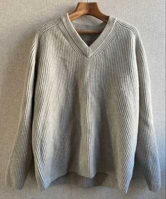 UNIQLO U Premium Lamb Rib V-Neck Sweater L Natural Wool Long Sleeve - Image 1 of 4