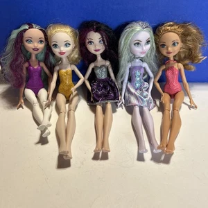 Lote de 5 Muñecas Ever After High Surtido Varios - Imagen 1 de 5