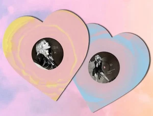 Taylor Swift Lover (Live From Paris) Heart Shaped Vinyl - 2025 Version - Picture 1 of 1