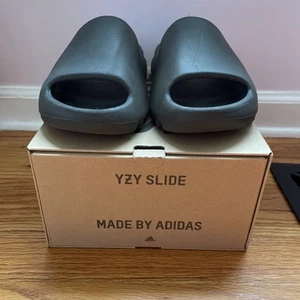 adidas Yeezy Slide Dark Onyx - Picture 1 of 7