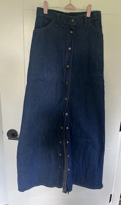 Women’s Rare Vintage Levi’s Button Down Studs Long Denim Skirt Size S 26” SF207 - Image 1 of 4