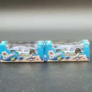 2- Dale Earnhardt #3 Maßstab 1:64 Stock Car Oreo. Nascar 2002 - Bild 1 von 7