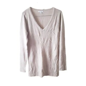 New York & Company Light Beige V-Neck Long Sleeve Sweater - Picture 1 of 4