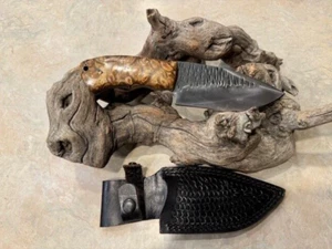 Large heavy caper / hunting knife High Carbon Steel w/Ceramic handles - Picture 1 of 4