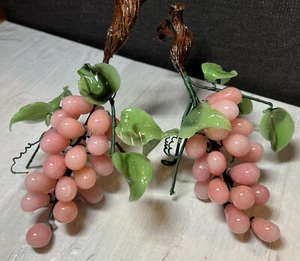 Par de uvas talladas de cuarzo chino de colección  jade y rosa dos racimos - Imagen 1 de 7