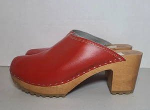 Handmade in Europe Red Leather Wooden Clogs Mules Platform Shoes Size 38 (7.5) - Picture 1 of 15