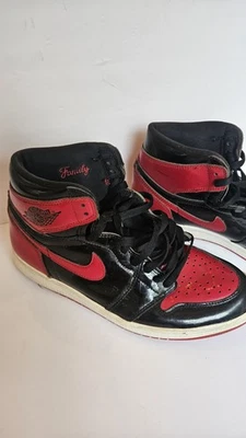 Nike Air Jordan 1 . Rare Retro Bred 1994. Size 10 Slight heel wear. - Image 1 of 4
