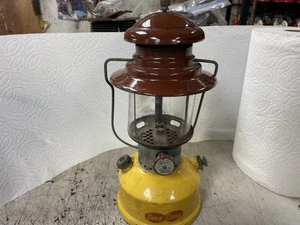 Vintage Dura Camp 730 Lantern Camping Brown Yellow dura camp Lamp - Picture 1 of 9