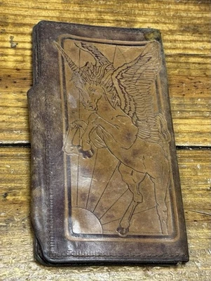 Billetera de cuero vintage de unicornio Pegaso Sunburst Beau esconde años 40 Foto 1 de 4