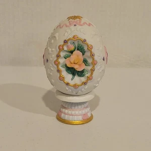 Huevo de coleccionista Lenox The Rose Blossom 1992 con soporte - Imagen 1 de 5