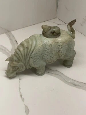 QUEMADOR DE INCIENSO RECIPIENTE CON FORMA DE RINOCERONTE DE JADE CHINO DE COLECCIÓN. Foto 1 de 4