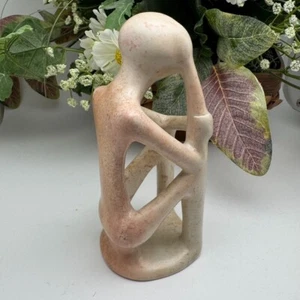 Afrikanischer älterer Denker abstrakt cremefarben Steinschnitzerei 6x2,5x2" Vintage - Bild 1 von 2