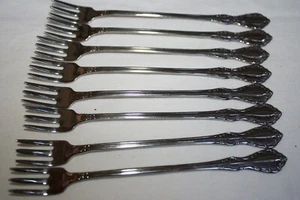 DISTINCTION DELUXE H.H.ONEIDA STAINLESS FLATWARE "MANSION HALL"(8)COCKTAIL FORKS - Picture 1 of 2