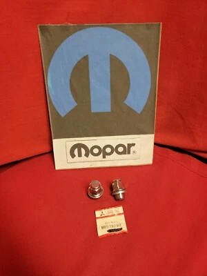 Nuevo de Lote Antiguo Mopar 89-01 Dodge Avenger Talon Sebring Rueda Lug 2 CANTIDADES MB579290 Foto 1 de 4