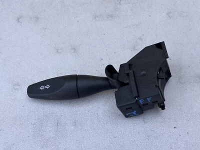 Interruptor de señal de giro de faros Ford Focus 2001-2007 OEM P/N 98AG13335AG  Foto 1 de 4