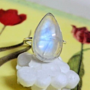 Natural Rainbow Moonstone Gemstone 925 Sterling Silver unisex Ring  - Picture 1 of 3